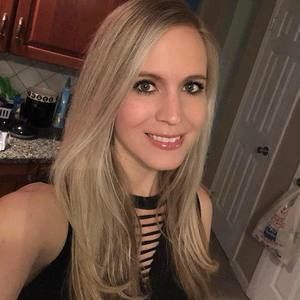 Meet your Posher, Hollie